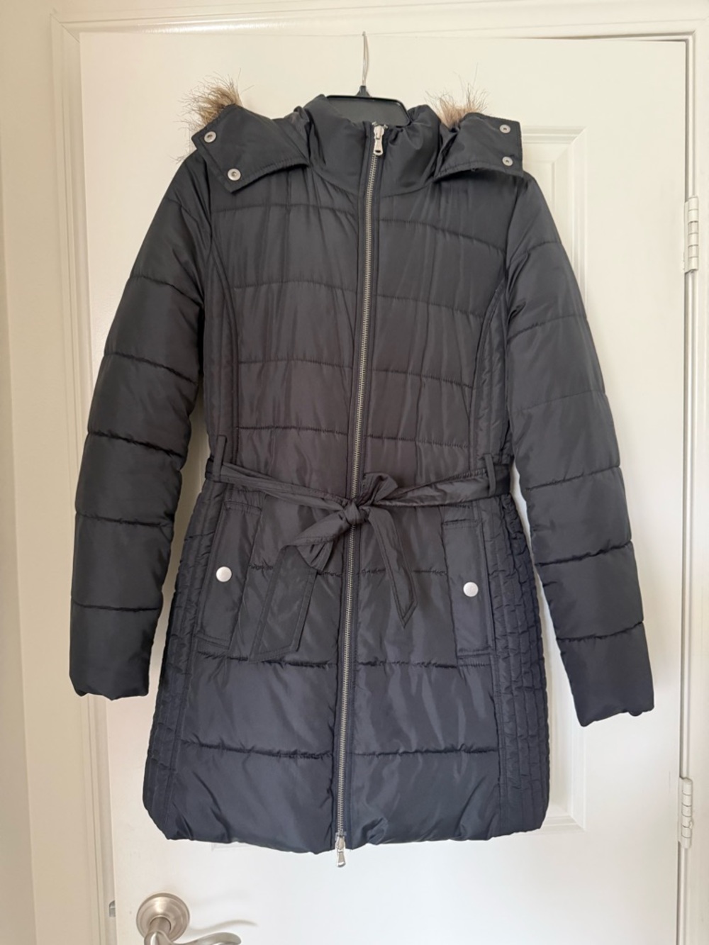 Old Navy Women’s Black Quilted Belted Hooded Puffer Coat